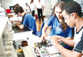 A importância da formação técnica em tempos de crise